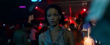 Rihanna - Rihanna: Needed Me - Z filmu