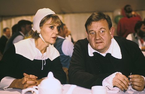 Rosalind Ayres, Paul Brooke - Vraždy v Midsomeri - Faithful unto Death - Z filmu