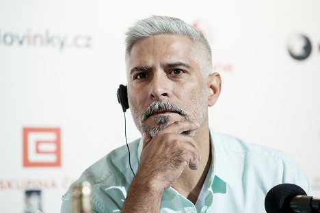 Press conference at the Karlovy Vary International Film Festival on July 1, 2017 - Sebastian Cavazza - Chlapi nepláčou - Z akcí