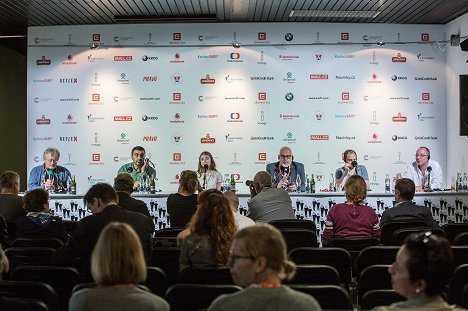 Press conference at the Karlovy Vary International Film Festival on July 2, 2017 - Georgij Ovašvili, Lidia Chilashvili, Roelof Jan Minneboo, Christoph Kukula - Chibula - Z akcí