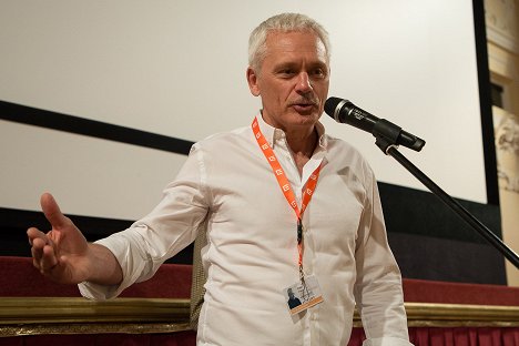 World premiere at the Karlovy Vary International Film Festival on July 6, 2017 - Fjodor Popov - Jak Víťa Česnek vezl Ljochu Vrtáka do důchoďáku - Z akcí