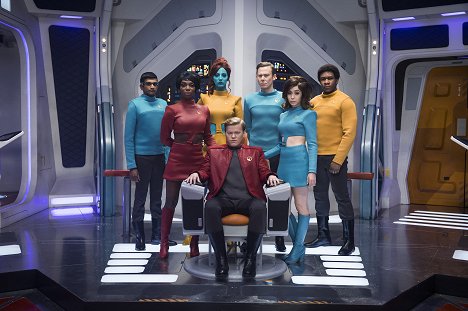 Michaela Coel, Jesse Plemons, Jimmi Simpson, Cristin Milioti - Černé zrcadlo - USS Callister - Z filmu