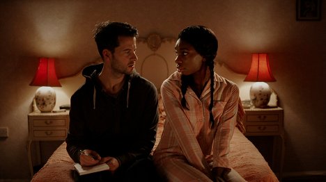 Robert Lonsdale, Michaela Coel - Chewing Gum - Z filmu