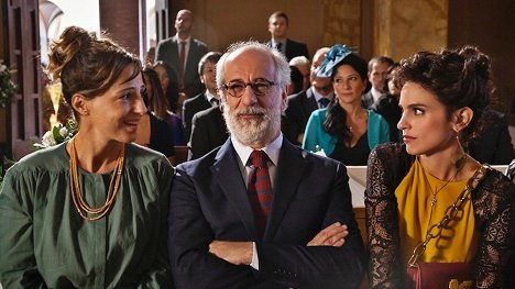 Valentina Carnelutti, Toni Servillo, Verónica Echegui - Lasciati andare - Z filmu