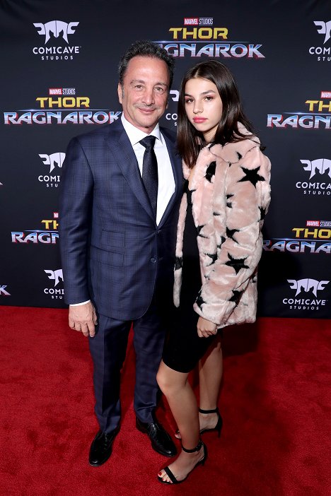 The World Premiere of Marvel Studios' "Thor: Ragnarok" at the El Capitan Theatre on October 10, 2017 in Hollywood, California - Louis D'Esposito - Thor: Ragnarok - Z akcí