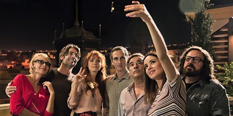 Belén Rueda, Eduardo Noriega, Juana Acosta, Ernesto Alterio, Dafne Fernández, Pepón Nieto - Perfectos desconocidos - Z filmu