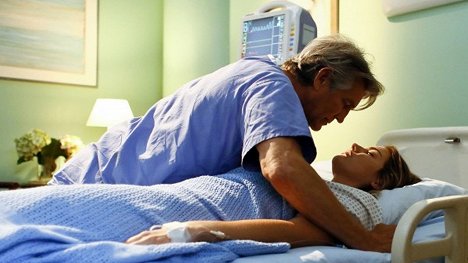 Eric Roberts, Brianna Joy Chomer - Prenasledovaná doktorom - Z filmu
