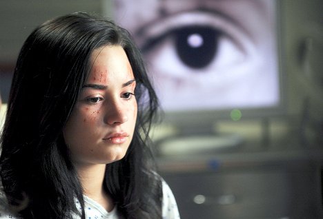 Demi Lovato - Chirurgové - Hledání stavu blaženosti - Z filmu