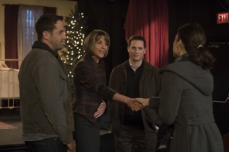 Niall Matter, Wendie Malick, Jim Thorburn