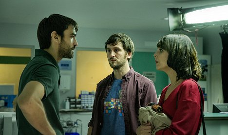 Aitor Luna, Raúl Arévalo, Belén Cuesta - El aviso - Z filmu