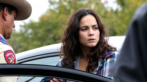 Alice Braga - Queen of the South - Lily of the Valley - Photos