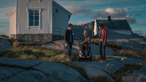 Oskar Lindquist, Bjørnar Lysfoss Hagesveen, Naomi Hasselberg Thorsrud - Trio - Hledání utajené svatyně - Z filmu