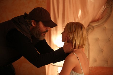 Joaquin Phoenix, Ekaterina Samsonov - Nikdys nebyl - Z filmu