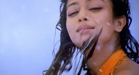 Ayesha Takia Azmi - Nikdy bych si nepomyslel - Z filmu