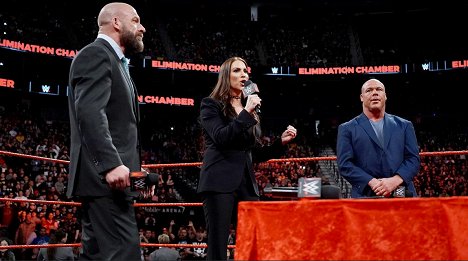 Paul Levesque, Stephanie McMahon, Kurt Angle - WWE Elimination Chamber - Z filmu