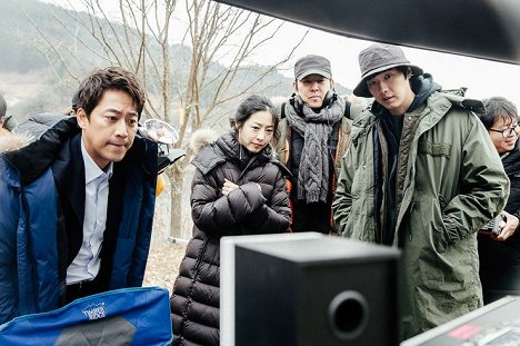 Man-seok Oh, Na-ra Lee, Jin-mook Kim, Hyeon-woo Ji - Salinsoseol - Z natáčení