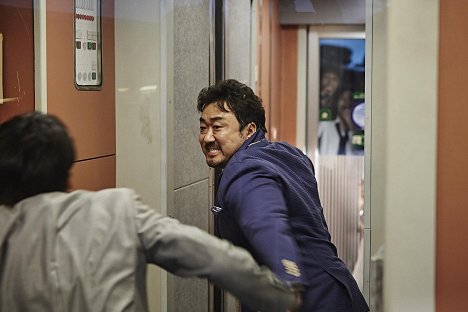Dong-seok Ma - Vlak do Pusanu - Z filmu