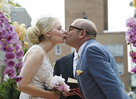 Megan Dodds, Willie Garson