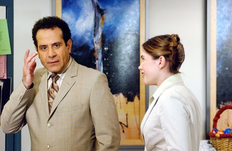 Tony Shalhoub, Jennifer Hall - Monk - Pán Monk ide do kancelárie - Z filmu