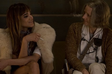 Sofia Boutella, Jodie Foster - Hotel Artemis - Z filmu