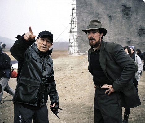 Yimou Zhang, Christian Bale - Květy války - Z natáčení