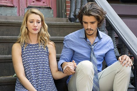 Yael Grobglas, Brenton Thwaites - Interview s Bohem - Z filmu