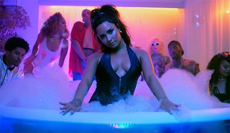 Demi Lovato - Demi Lovato - Sorry Not Sorry - Z filmu