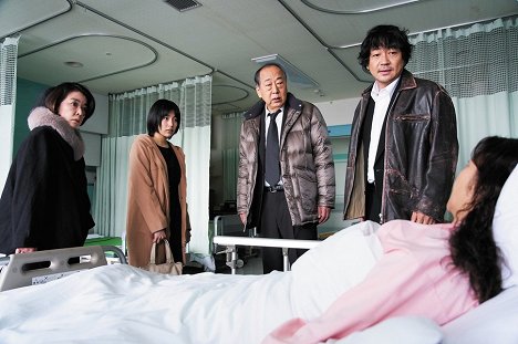 Kajoko Kišimoto, Mai Kirjú, Ittoku Kišibe, Nao Ómori, Hideko Hara - Suzukike no uso - Z filmu