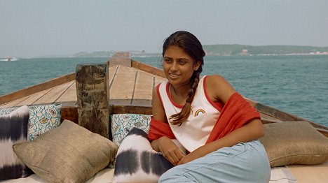 Aarshi Banerjee - Maya - Z filmu