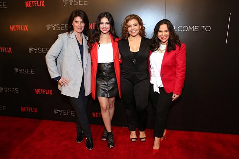 Netflix Original Series "One Day at a Time" FYC Panel - Pamela Fryman, Isabella Gomez, Justina Machado, Gloria Calderon Kellett