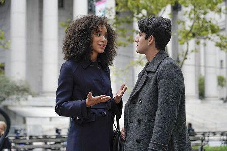 Jasmin Savoy Brown, Wesam Keesh - For the People - First Inning - Z filmu