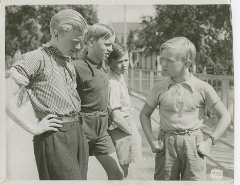 Bernt Callenbo, Ulf Törneman-Stenhammar, Roberto Günther, Sven-Axel Carlsson - Mästerdetektiven Blomkvist - Z filmu