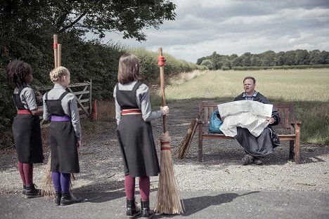 Justin Fletcher - Čarodějnice školou povinné - Záměna čarodějek - Z filmu