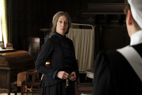 Judith Light - Escaping the Madhouse: The Nellie Bly Story - Z filmu
