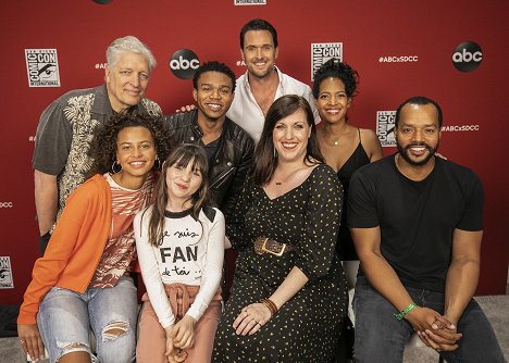 The cast and executive producers of EMERGENCE signed autographs at the ABC Booth, where exclusive merchandise is being made available. - Clancy Brown, Ashley Aufderheide, Alexa Swinton, Robert Bailey Jr., Owain Yeoman, Allison Tolman, Zabryna Guevara, Donald Faison