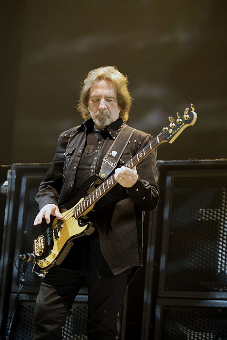 Geezer Butler - Black Sabbath: The End - Z filmu