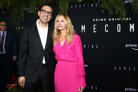 Premiere of Amazon Studios' 'Homecoming' at Regency Bruin Theatre on October 24, 2018 in Los Angeles, California - Sam Esmail, Julia Roberts - Homecoming - Série 1 - Z akcí