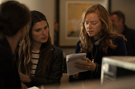 Lake Bell, Claire Scanlon - Bless This Mess - Omaha - Making of