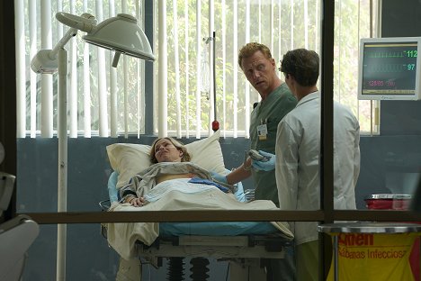 Hayley Chase, Kevin McKidd - Chirurgové - Nepoučuj, tati - Z filmu