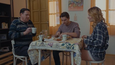 Steve Hajdu, Péter Bács, Anna Laura Kiss - Drága örökösök - A taxizás ára - Z filmu