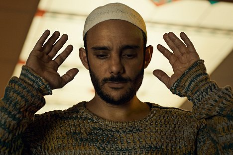 Omid Abtahi - Američtí bohové - The Beguiling Man - Z filmu