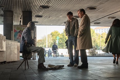 Richard Bremmer, Max Macmillan, Tim Roth