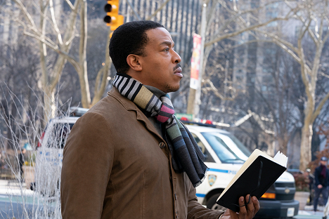 Russell Hornsby - Lincoln Rhyme: Hunt for the Bone Collector - Pilot - Z filmu