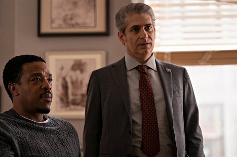Russell Hornsby, Michael Imperioli - Lincoln Rhyme: Hunt for the Bone Collector - God Complex - Z filmu