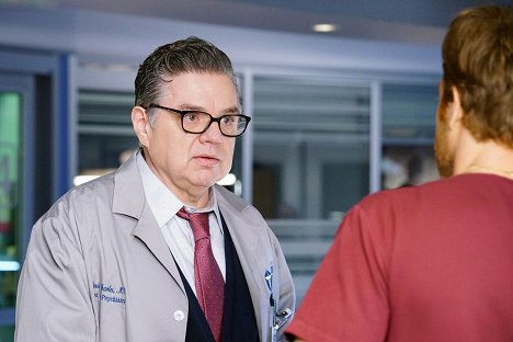 Oliver Platt - Nemocnice Chicago Med - Leave the Choice to Solomon - Z filmu
