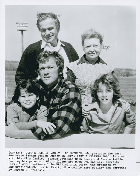 Dawn Lyn, Noah Beery Jr., Bo Svenson, Lurene Tuttle, Leif Garrett - Walking Tall Part II - Fotosky