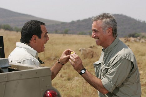 Giorgio Panariello, Massimo Ghini - Natale in Sudafrica - Z filmu