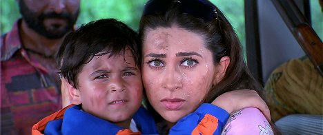 Karisma Kapoor - Shakthi: The Power - Z filmu