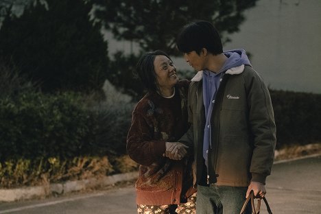 Jong-ok Bae, Kyung Hong - Gyeolbaek - Z filmu