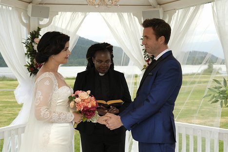 Gabrielle Miller, Angela Moore, Peter Benson - Svatební pochod 3: Přichází nevěsta - Z filmu